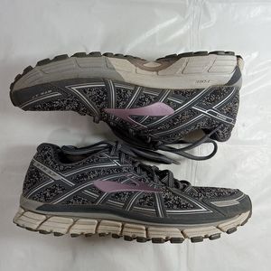 Brooks Athletic Shoes Women's Size